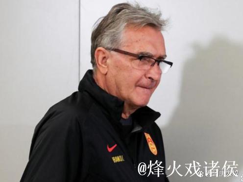 71岁前国足主帅伊万正式宣布退休